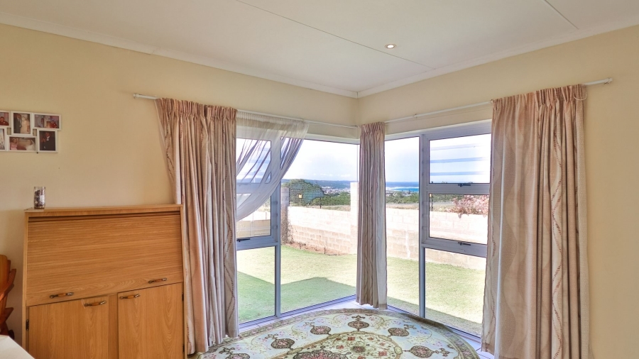 3 Bedroom Property for Sale in Stilbaai Wes Western Cape